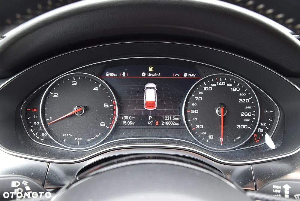 Audi A6 Avant - 32
