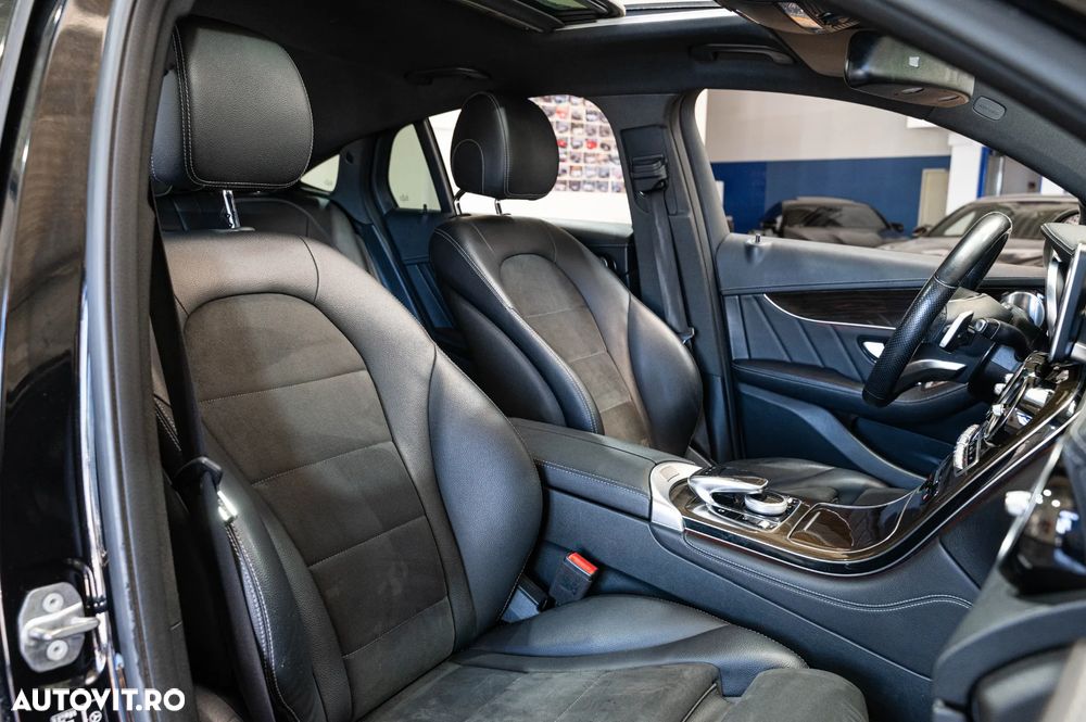 Mercedes-Benz GLC Coupe 220 d 4Matic 9G-TRONIC AMG Line - 35