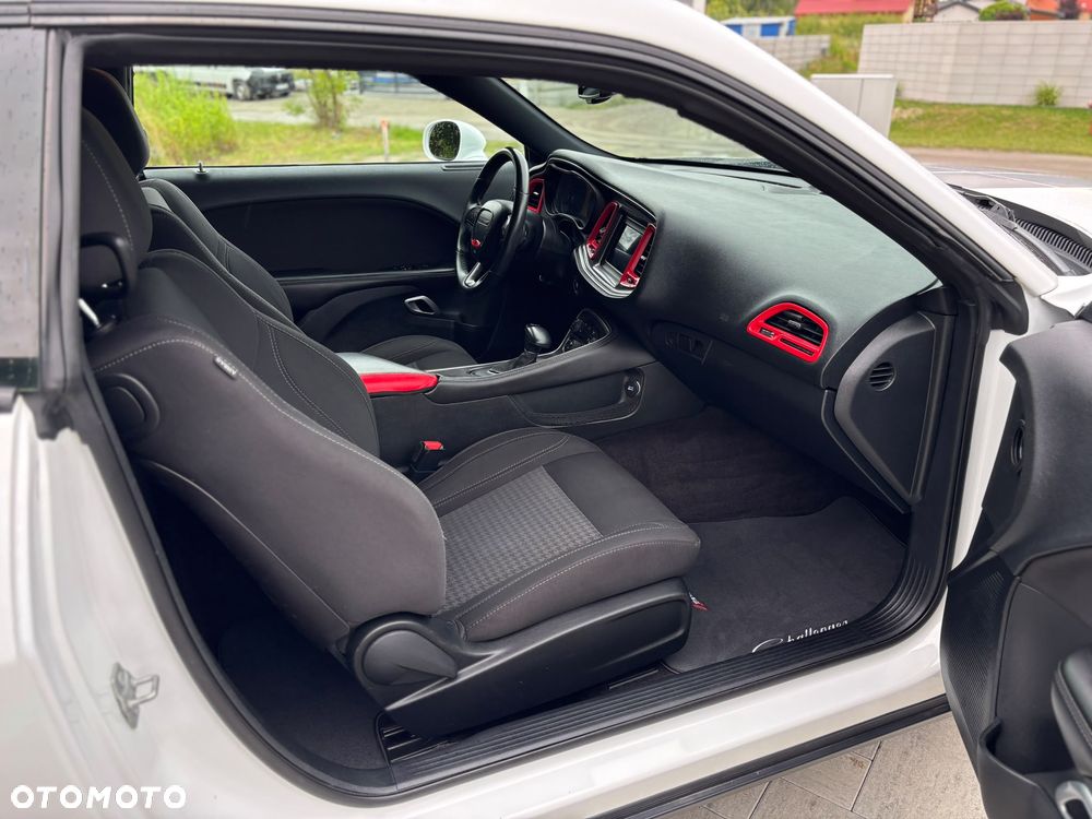 Dodge Challenger 3.6 SXT - 23