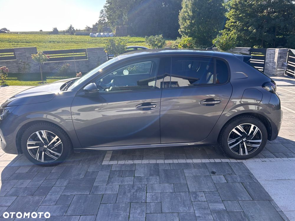 Peugeot 208 - 4