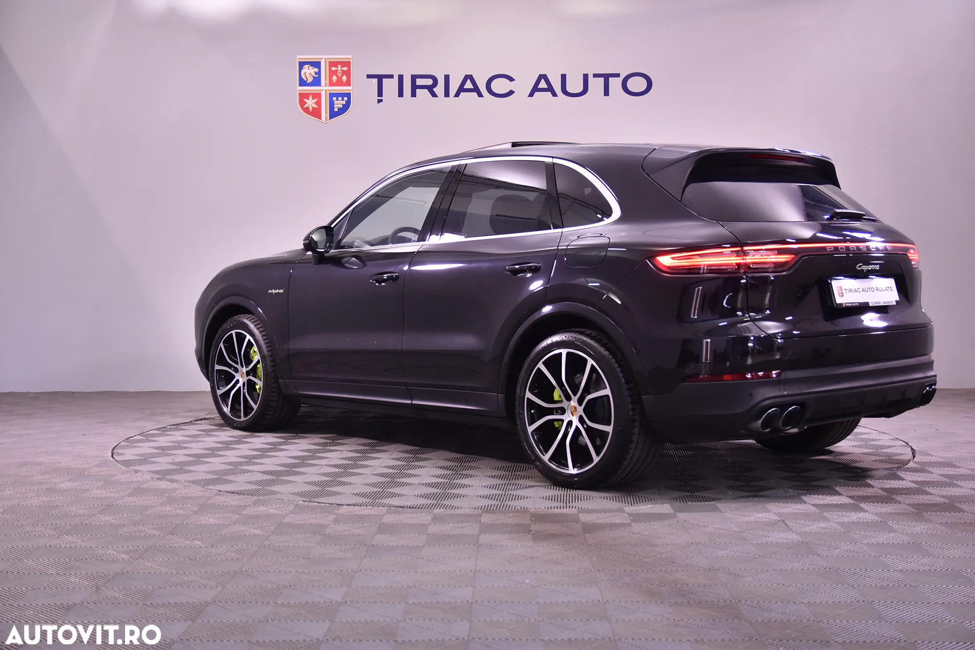 Porsche Cayenne E-Hybrid Tiptronic S - 3