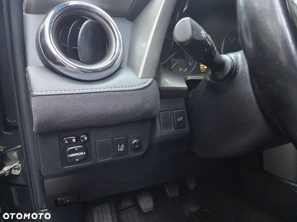 Toyota RAV4 2.0 D-4D Premium 4x2 - 15