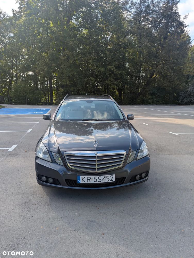 Mercedes-Benz Klasa E 350 CDI 4-Matic BlueEff - 3
