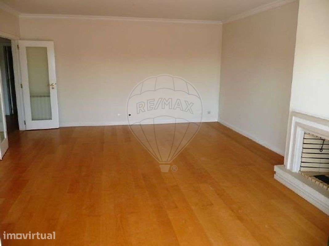 Apartamento T2 para arrendamento - Grande imagem: 3/19