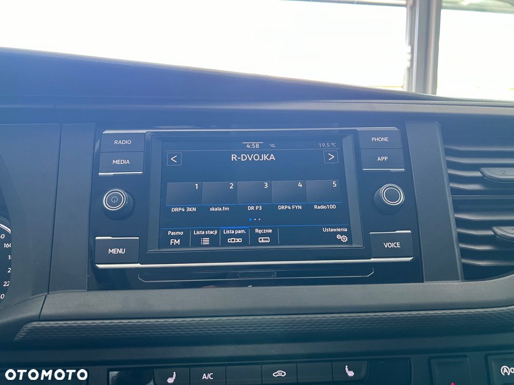 Volkswagen Transporter - 27