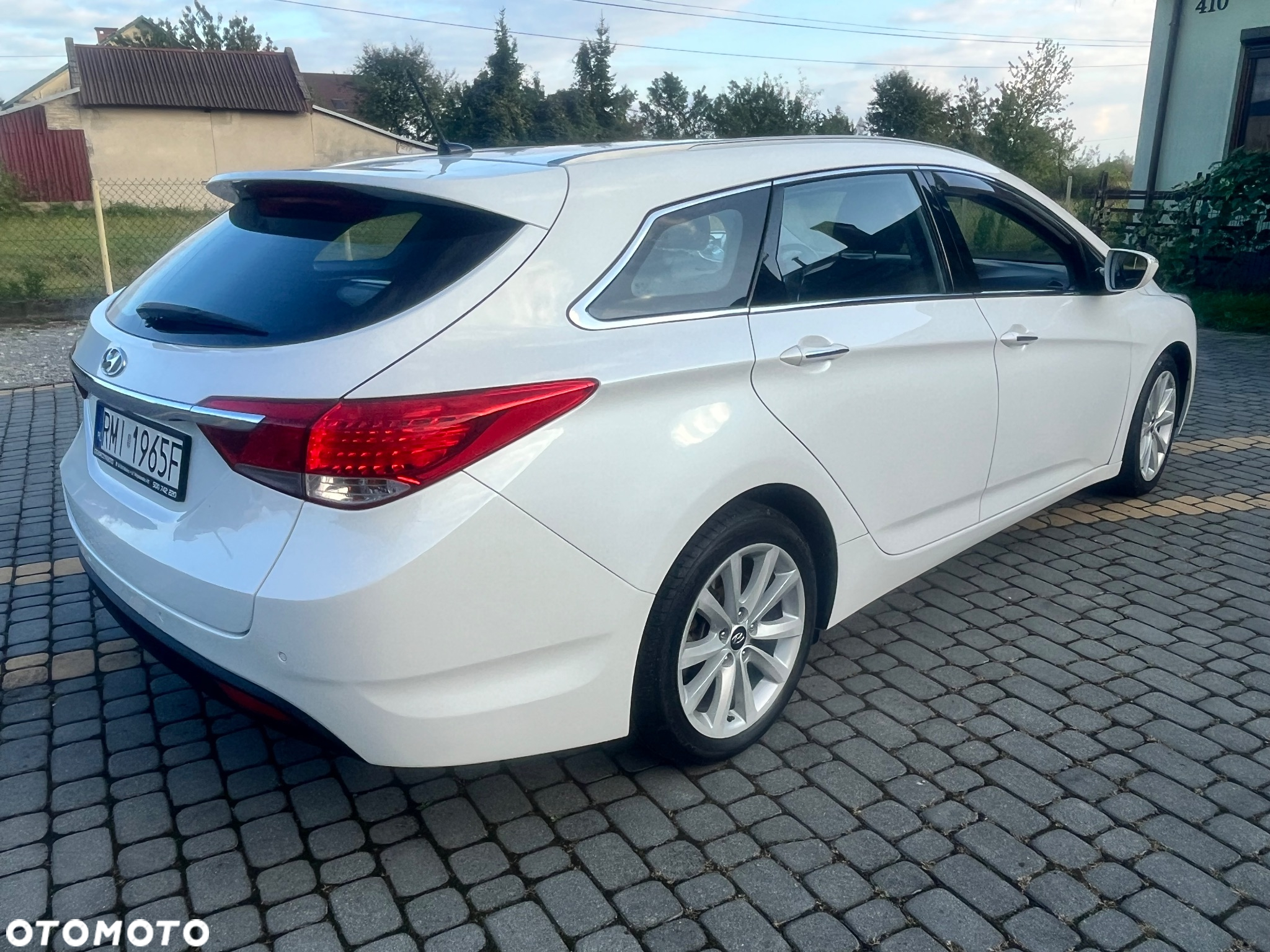 Hyundai i40 i40cw 1.7 CRDi Automatik Style - 12