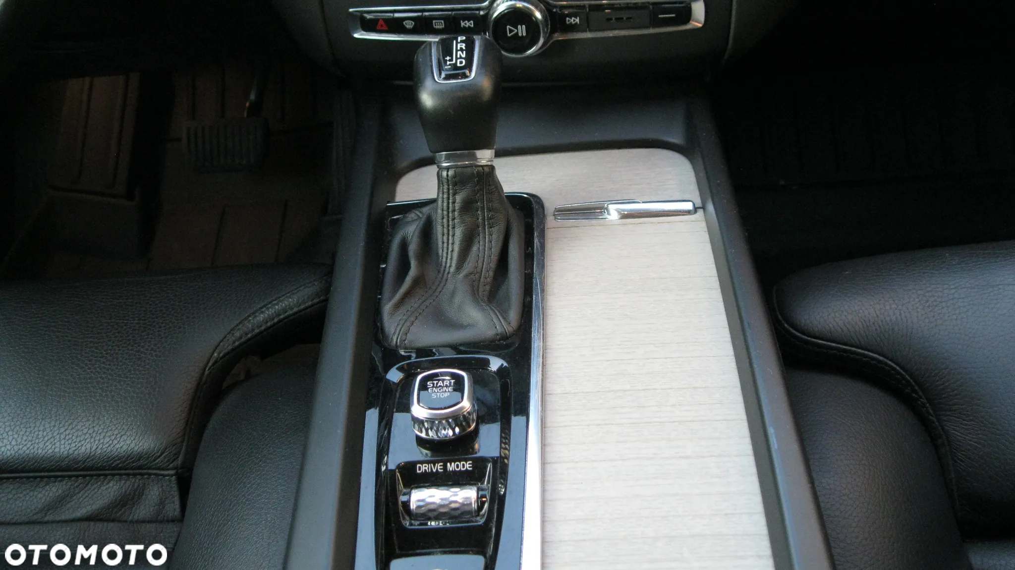 Volvo XC 60 D4 Inscription - 11