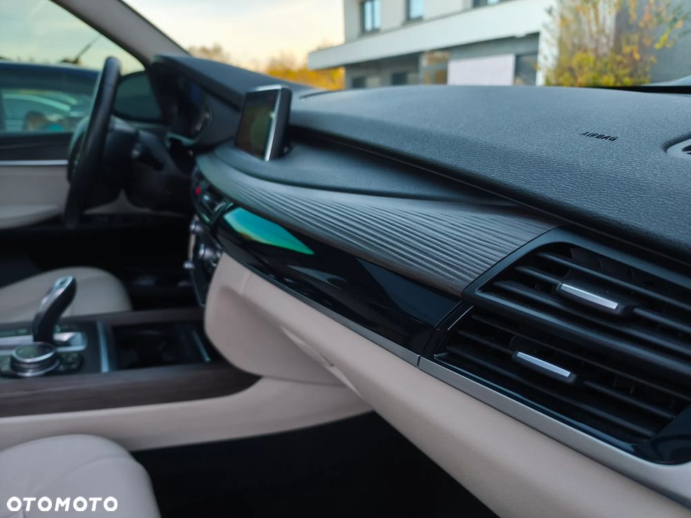 BMW X5 - 25