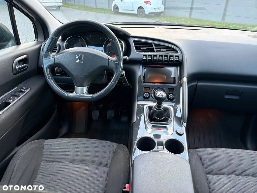 Peugeot 3008 1.6 HDi Premium - 10