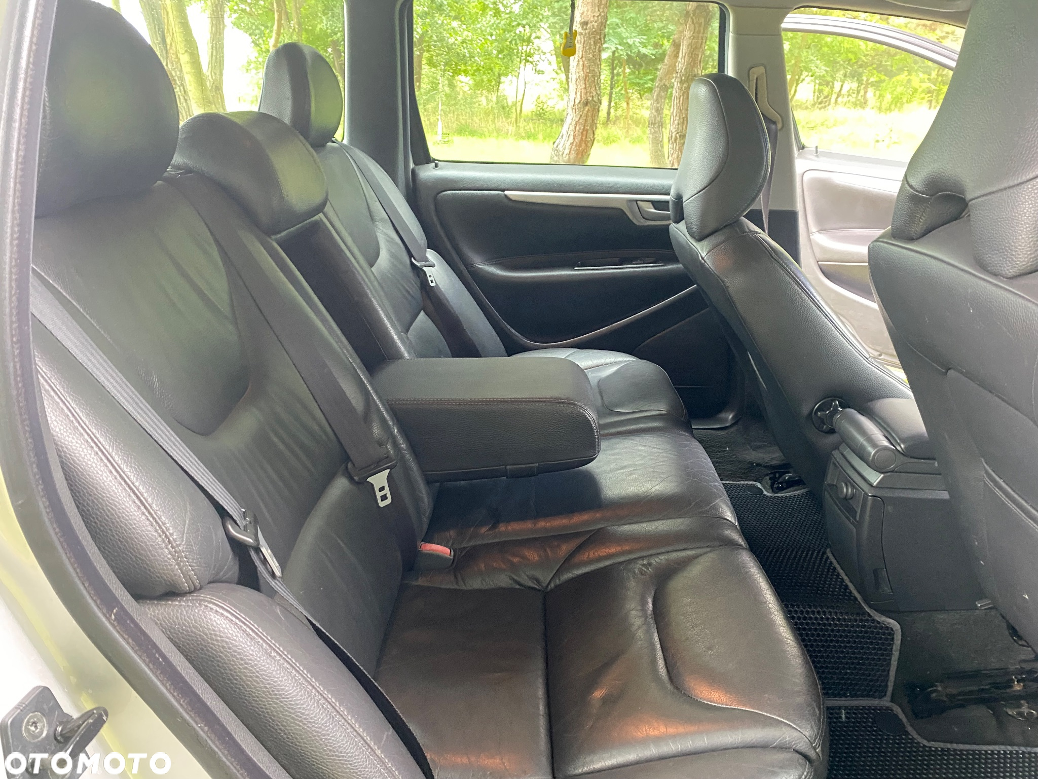 Volvo V70 2.4 - 17