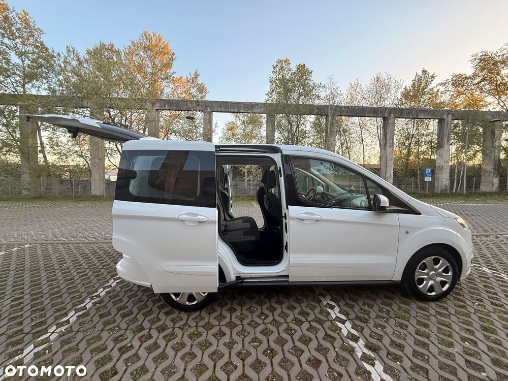 Ford Tourneo Courier 1.0 EcoBoost Trend - 6