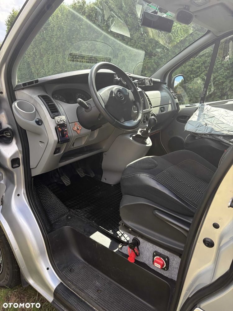 Opel Vivaro - 5