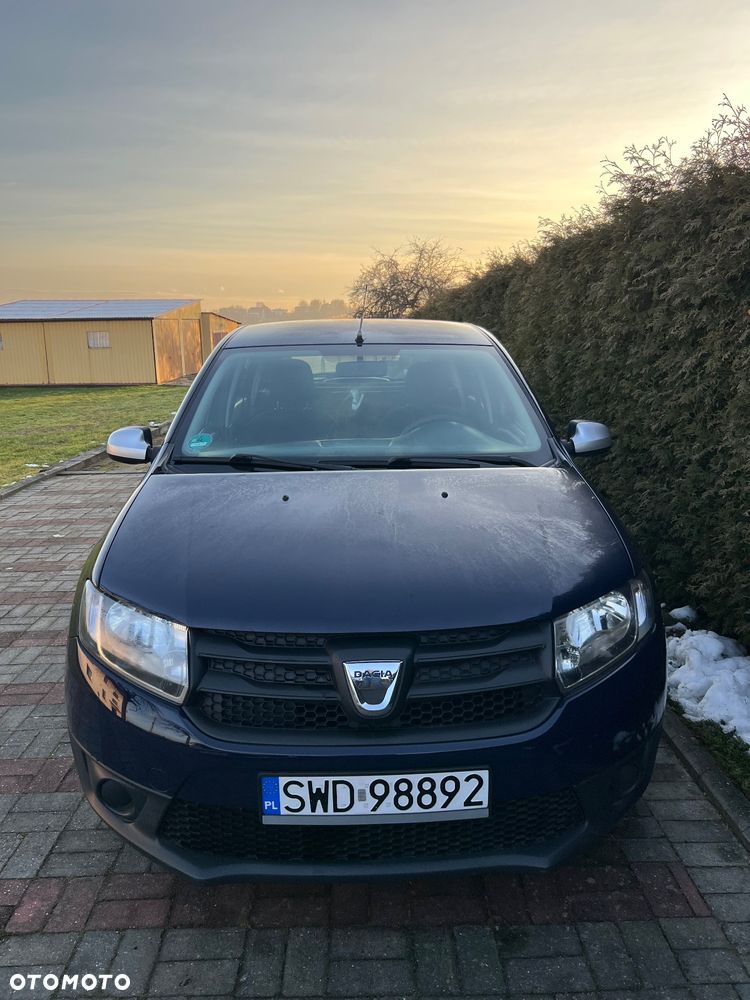 Dacia Sandero 1.2 16V 75 Essentiel - 2