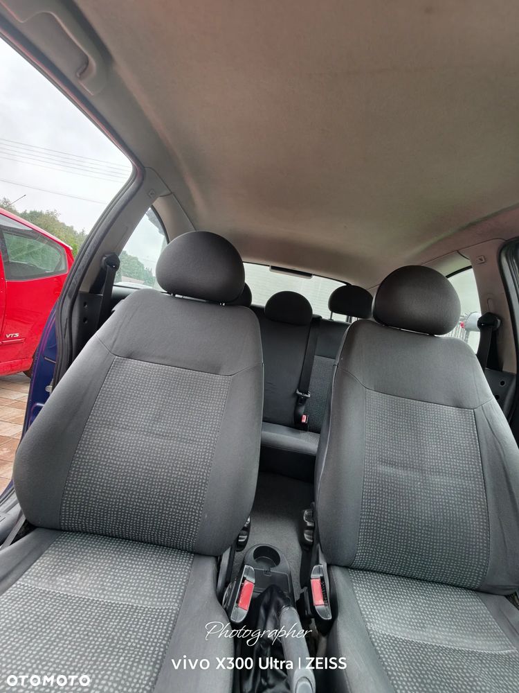 Opel Corsa 1.2 16V Comfort - 4