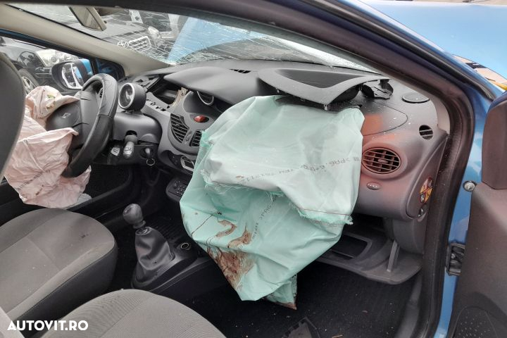 Dezmembrez Renault Twingo 2 [facelift] [2011 - 2014] Hatchback 3-usi - 5