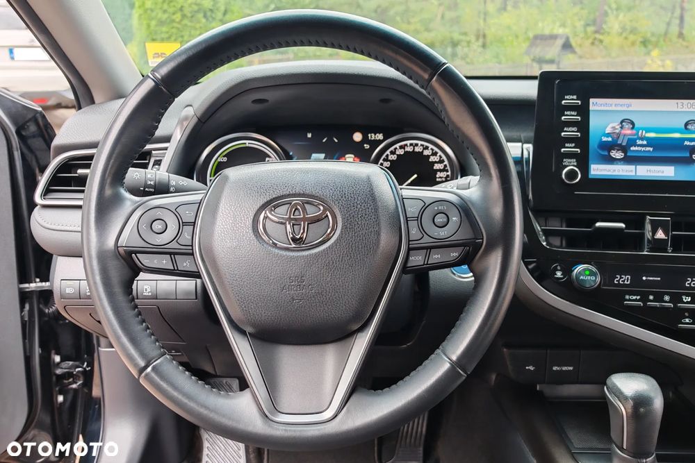 Toyota Camry 2.5 Hybrid Comfort CVT - 25