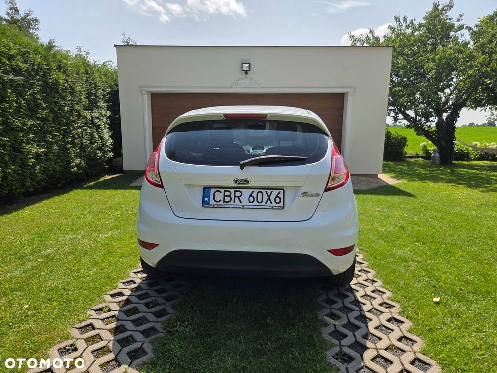 Ford Fiesta - 2