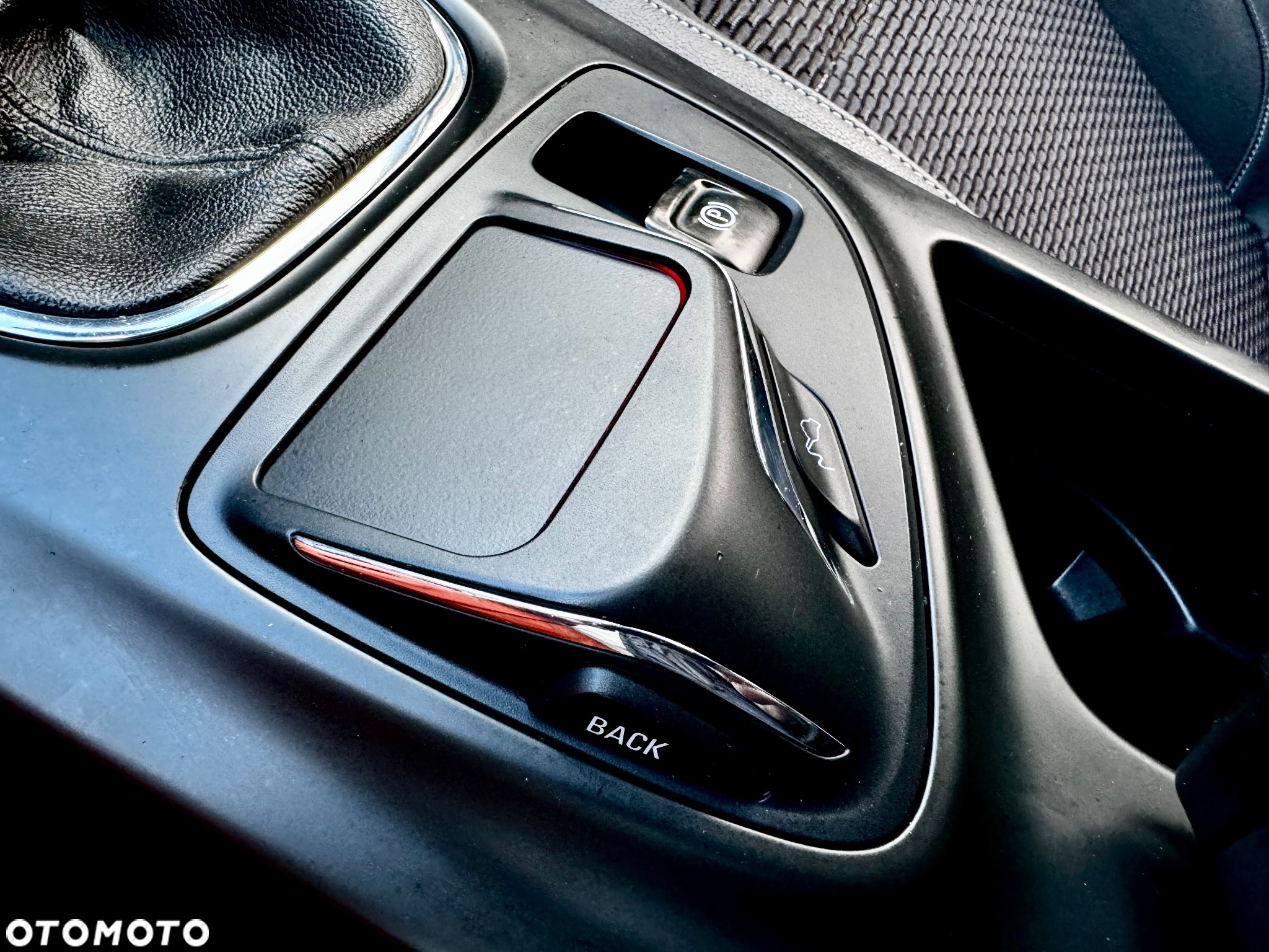 Opel Insignia - 8