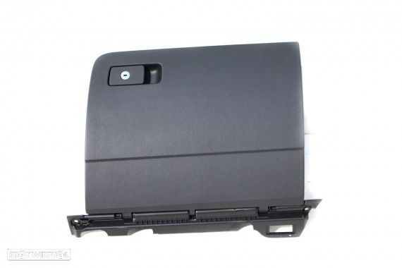 Porta Luvas VW Passat B8 (2016-2021) - 1