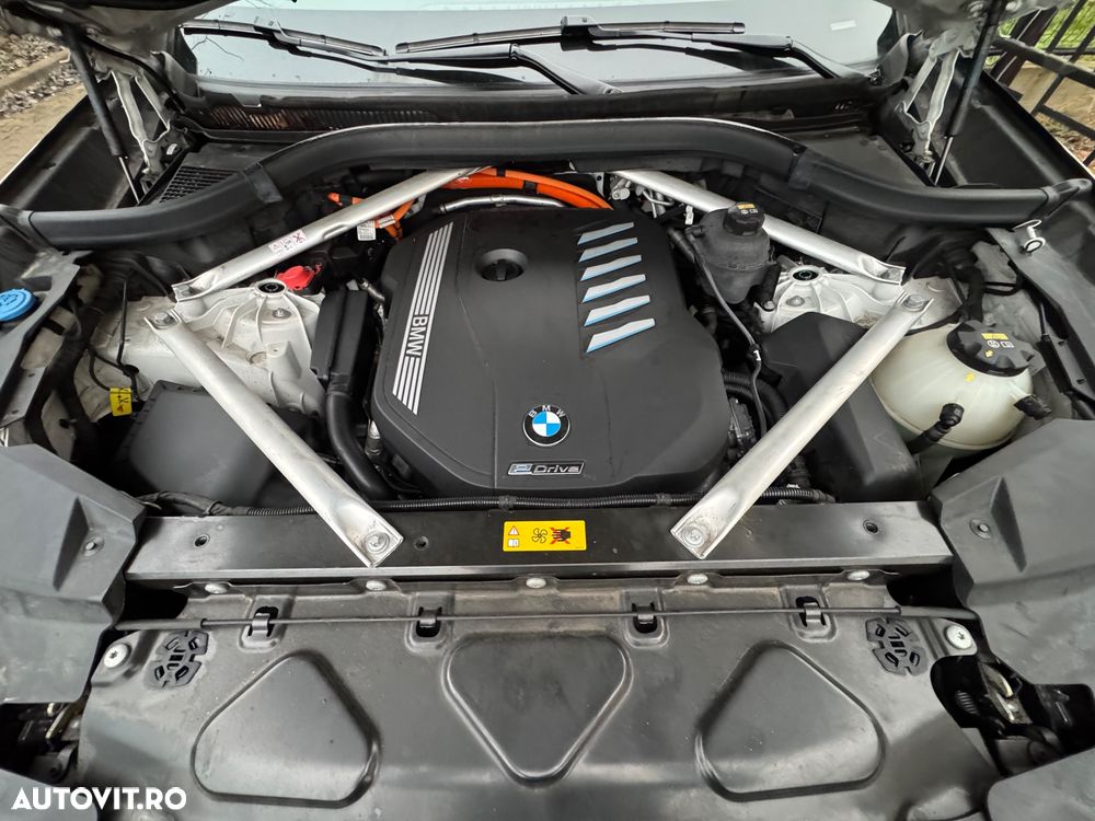 BMW X5 xDrive45e - 19