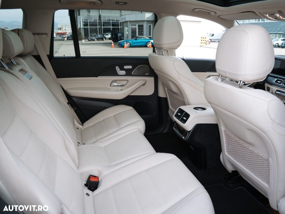 Mercedes-Benz GLS - 14