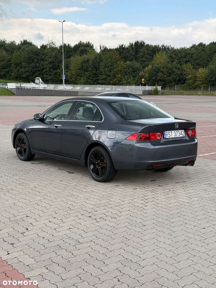 Honda Accord 2.0 Comfort - 6