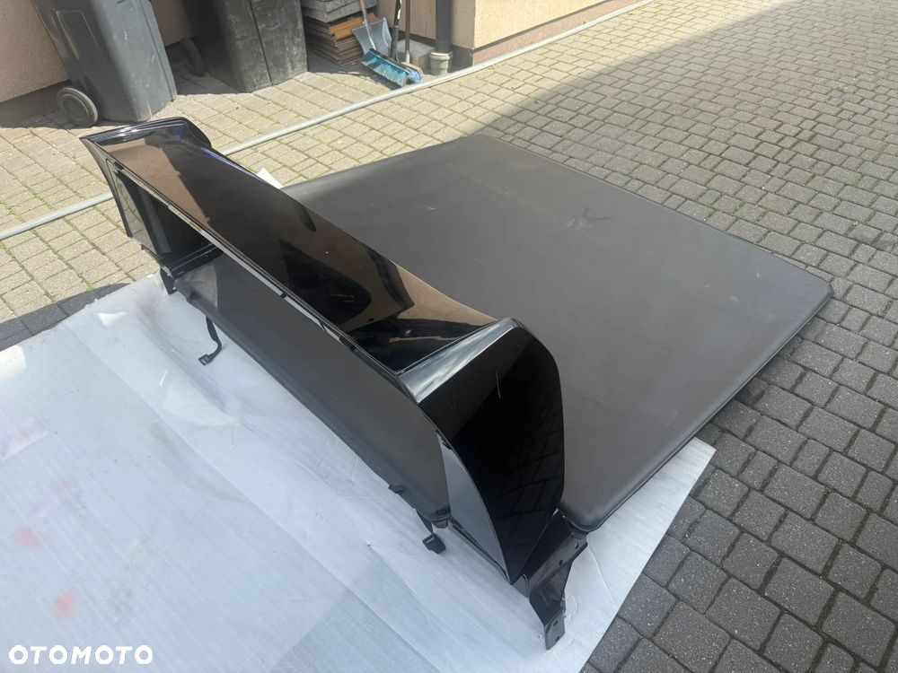 Toyota Hilux VIII Invicible zoslona paki roleta spoiler jak NOWE orginal Toyota ! ZESTAW - 1