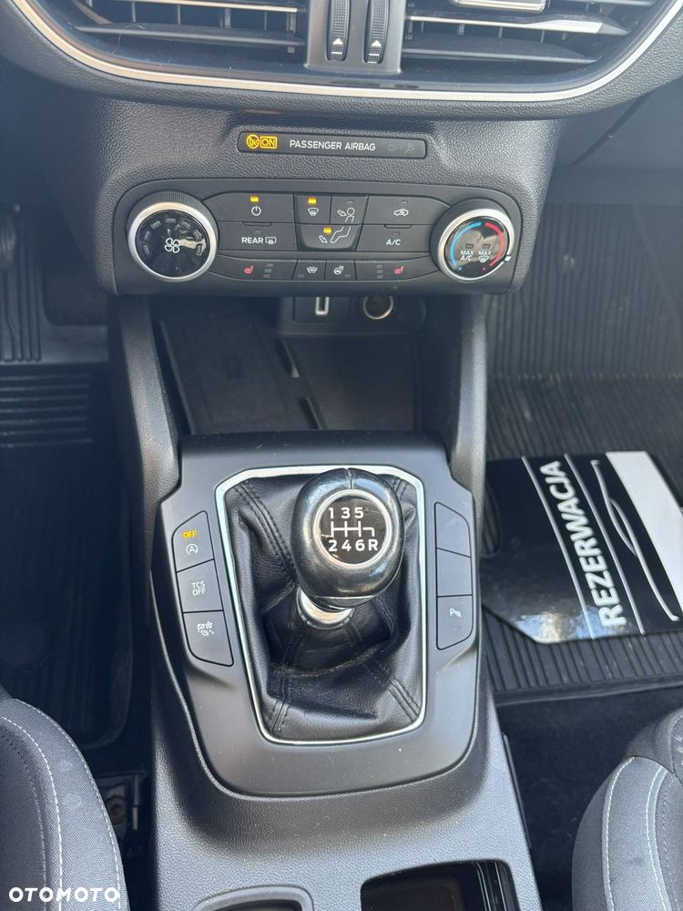 Ford Focus - 26
