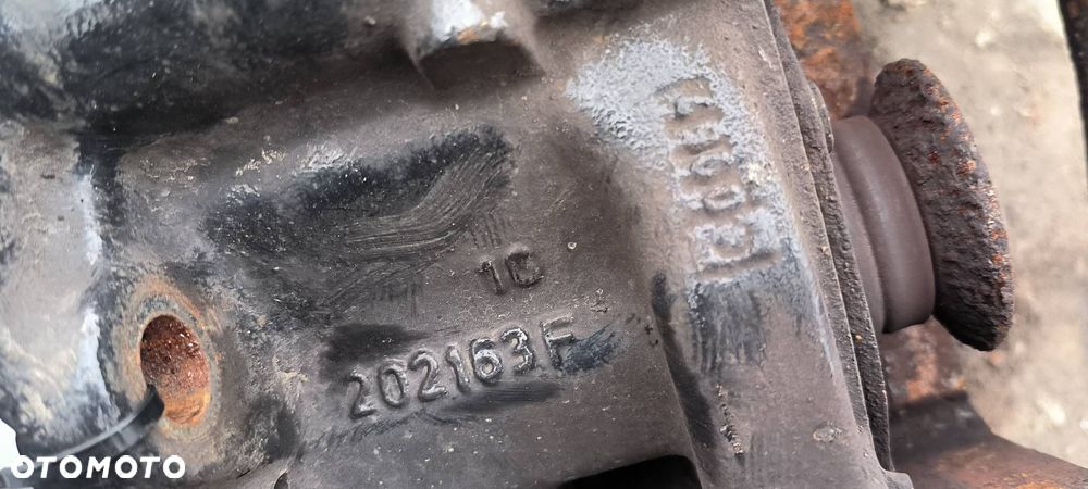 ZACISK HAMULCOWY TYŁ PRAWY MAN TGX 18.440 Z012007 - 5