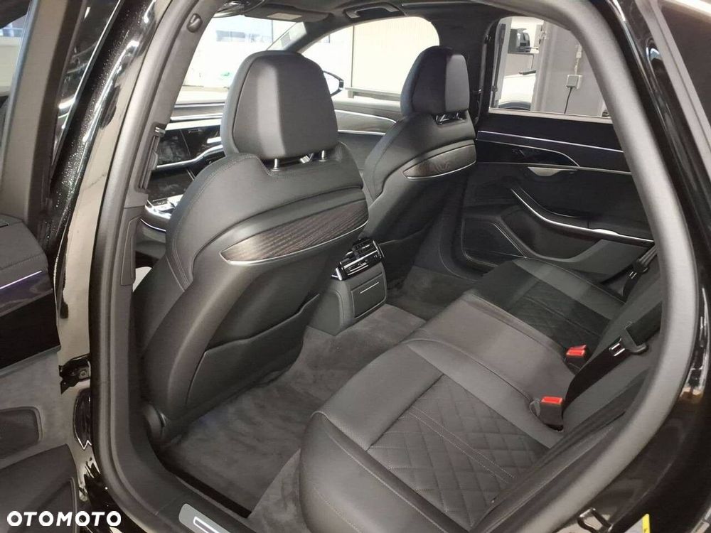 Audi A8 - 11