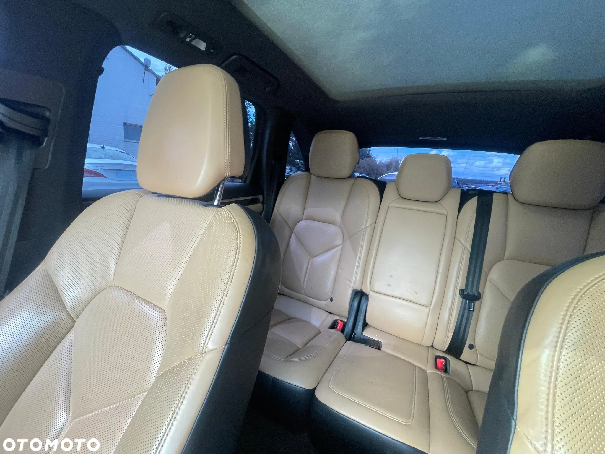 Porsche Cayenne Standard - 19