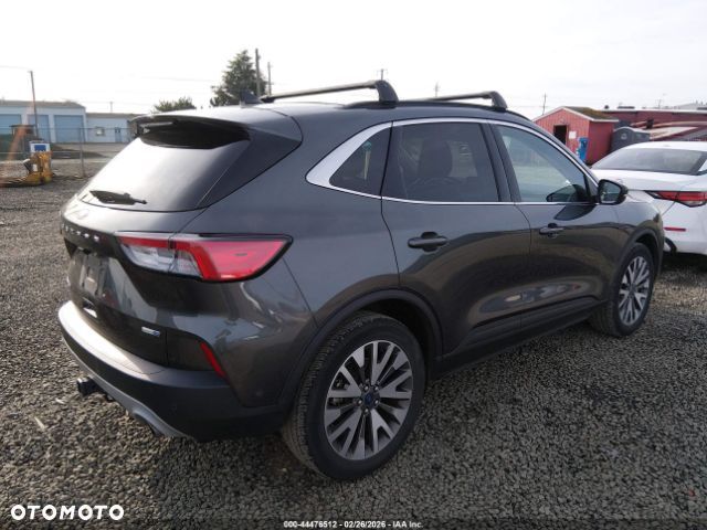 Ford Escape 2.0 EcoBoost AWD Titanium - 4