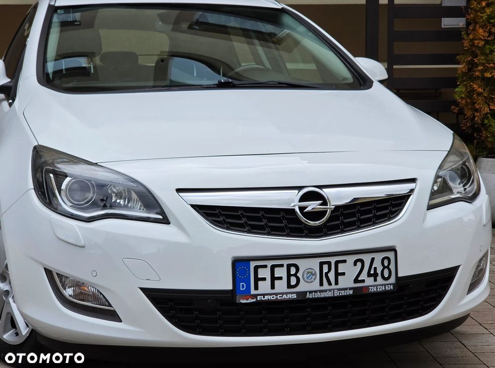 Opel Astra 1.4 Turbo Cosmo - 12