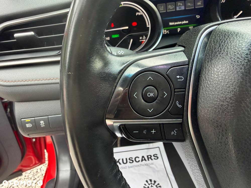 Toyota Camry 2.5 Hybrid Comfort CVT - 22