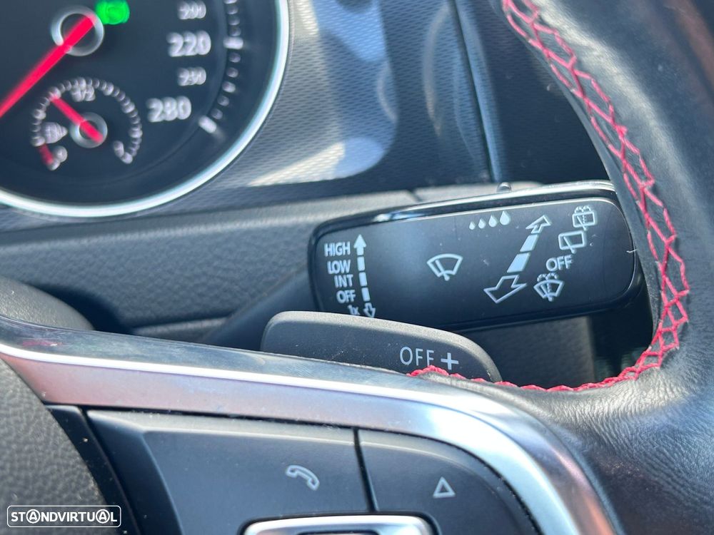 VW Golf 2.0 TSi GTi DSG Performance - 32