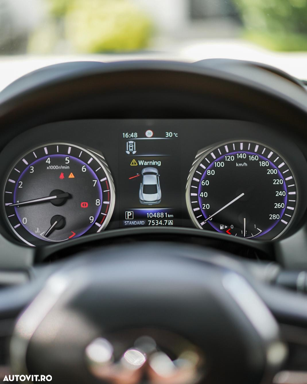 Infiniti Q60 - 19