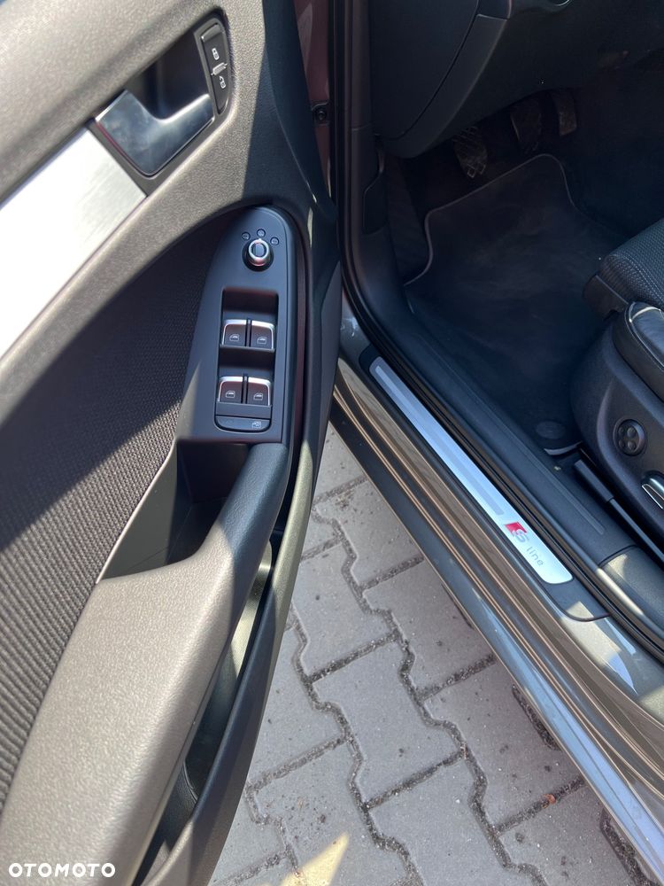 Audi A4 Avant 2.0 TDI DPF clean diesel S line Sportpaket - 11