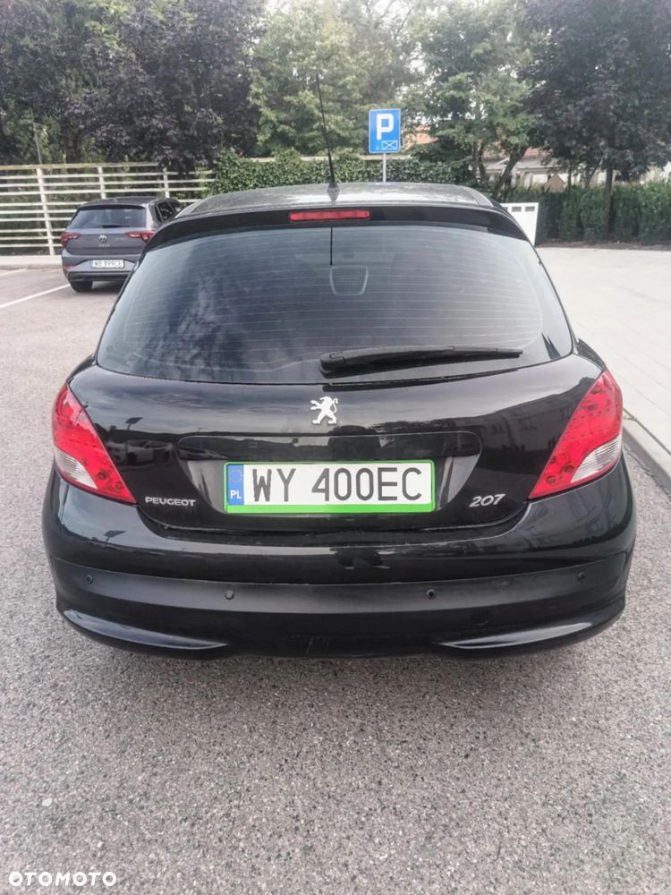 Peugeot 207 - 3