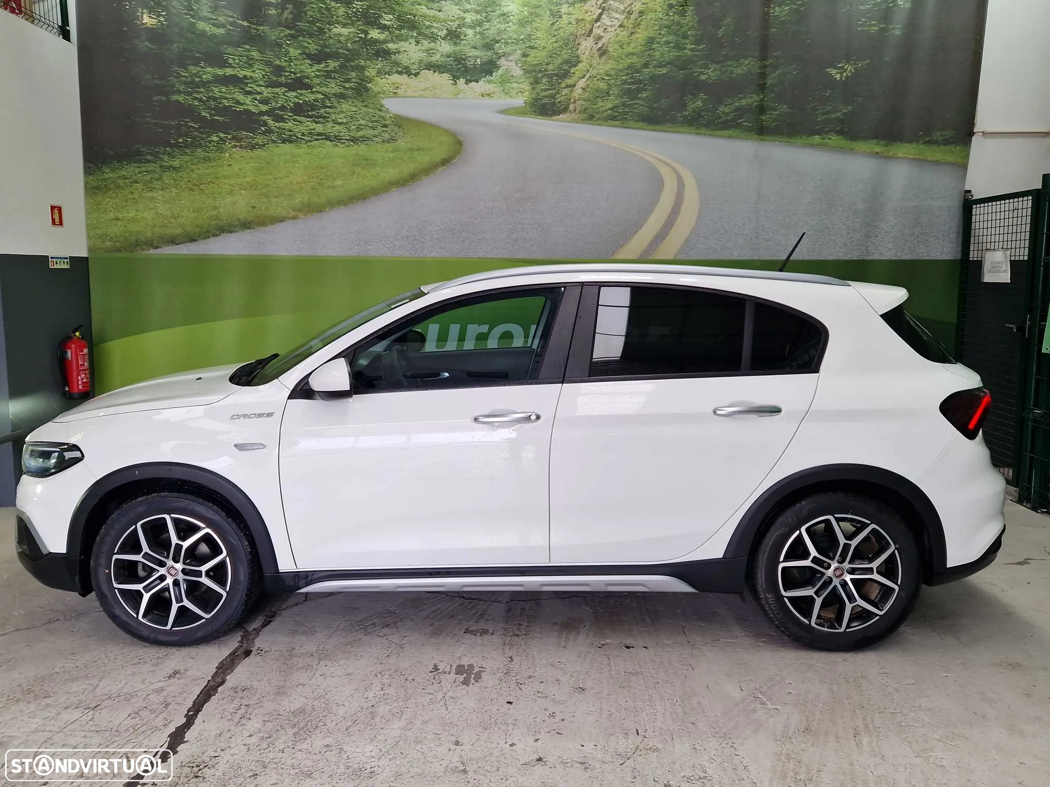 Fiat Tipo Cross 1.0 GSE T3 - 4