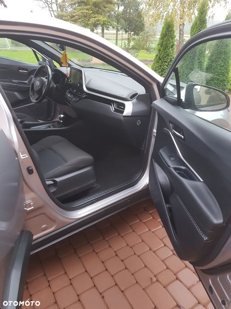 Toyota C-HR 1.8 Hybrid Comfort - 12