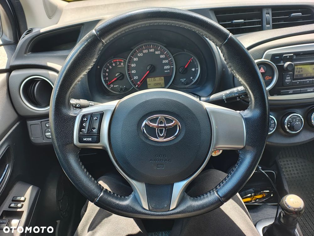 Toyota Yaris - 6
