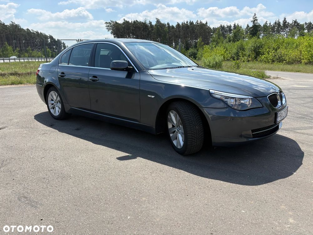 BMW Seria 5 525d Edition Lifestyle - 4