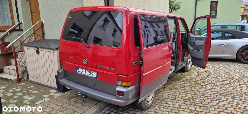 Volkswagen Multivan Standard - 4