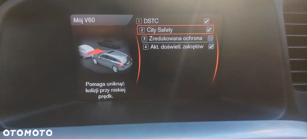 Volvo V60 D2 Momentum - 19
