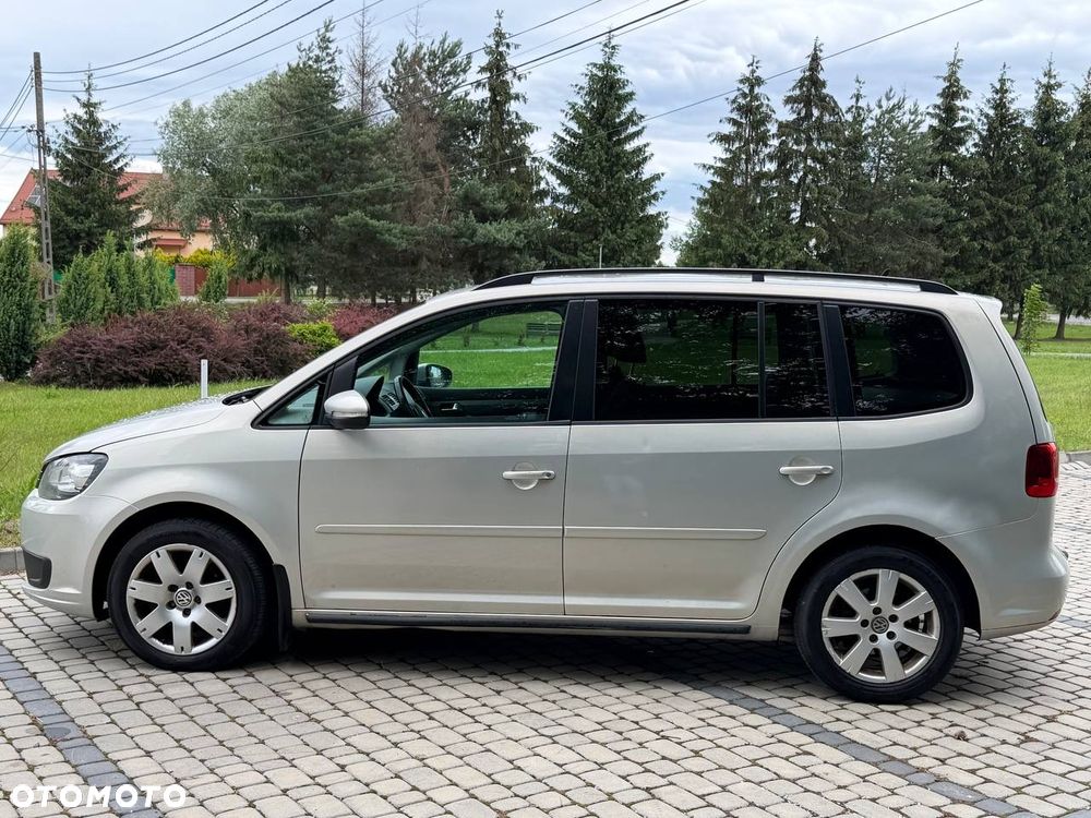 Volkswagen Touran - 7