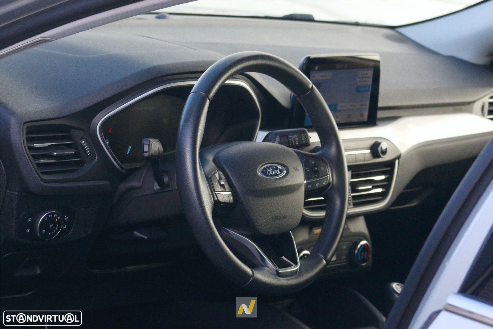 Ford Focus SW 1.0 EcoBoost Hybrid TITANIUM EDITION - 20