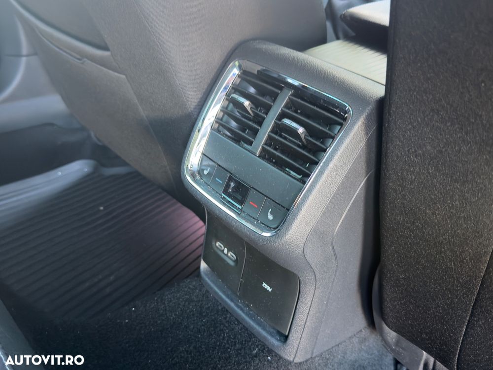 SKODA Octavia 2022 — imagine 30