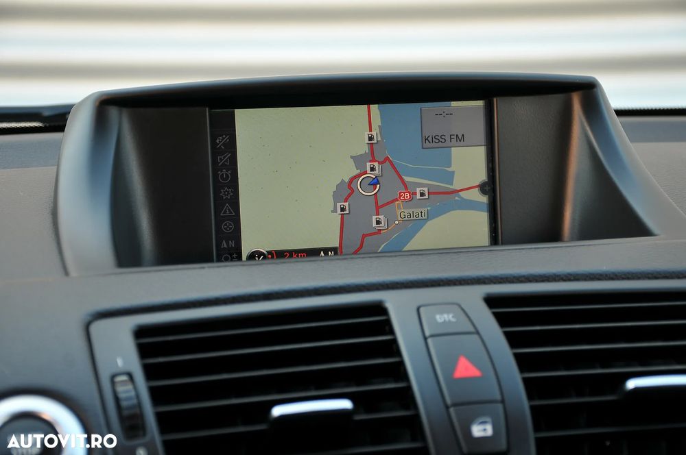 BMW Seria 1 116i - 6