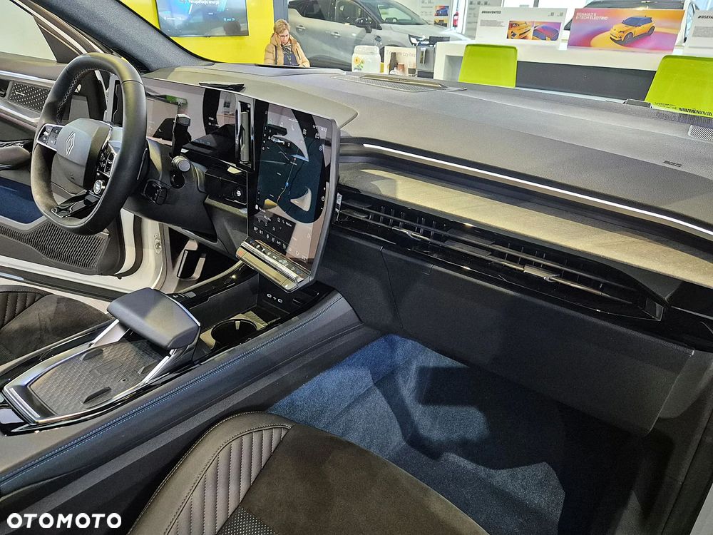 Renault Rafale 1.2 E-Tech PHEV 4x4 300 esprit Alpine MMT - 30