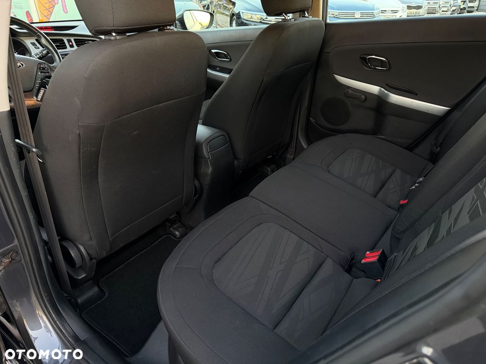 Kia Ceed - 22
